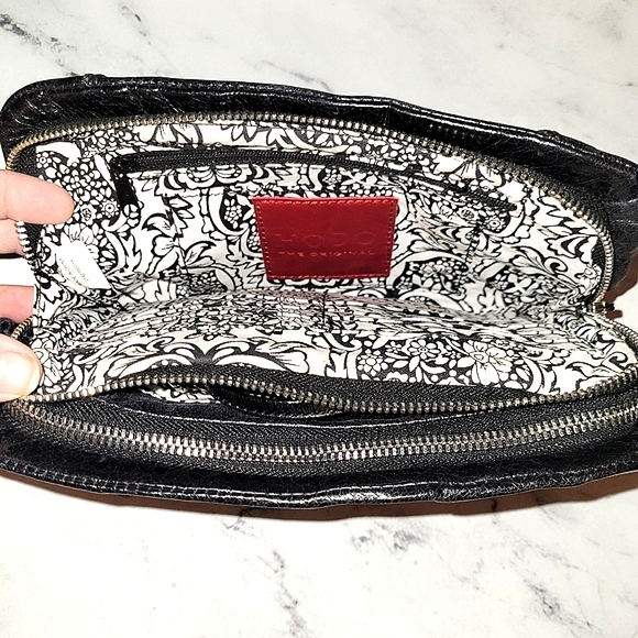 HOBO The Original Black Distressed Leather Crossbody Bag + Clutch + Wallet - Picture 6 of 10